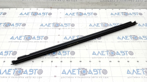 Glass seal inside front right door Mercedes W167 GLE 350 450 20-23