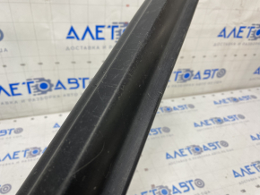 Door trim lower front left Nissan Murano z50 03-08 scratches