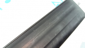 Door sill trim front right outer Toyota Avalon 13-18 black, worn