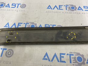 Door trim lower front left Subaru b10 Tribeca scuffs, broken fastening, scratches