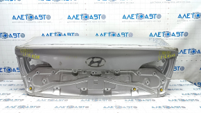 Trunk lid Hyundai Sonata 15-17 silver Y8