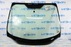 Ford Focus mk3 windshield 11-18 usa air on the contour, chips