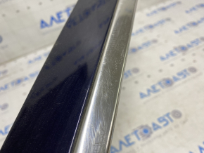 Door trim lower front right Mercedes X164 GL scratches