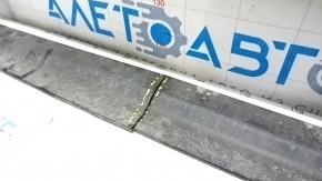 Lower radiator deflector Chevrolet Trax 17-21 LUV broken