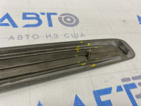 Door molding center rear left Lexus ES300 ES330 broken fastener