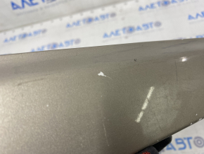 Door trim lower front right Toyota Avalon 05-12 chips