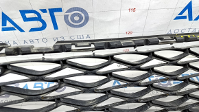 Lower grille of front bumper Infiniti QX30 17-19 Sport, broken, sand