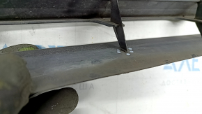 Lower grille of front bumper Toyota Avalon 13-15 prerest, chrome, honeycomb fractures, crack, sand, pressed