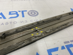 Door molding center rear right Lexus ES300 ES330 broken fastening