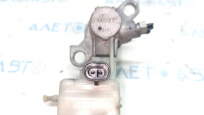 Master brake cylinder with reservoir Chevrolet Trax 15-20 with cover
