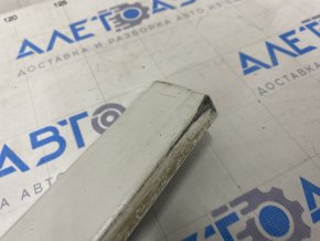 Door trim lower rear right Toyota Avalon 05-12 abrasions