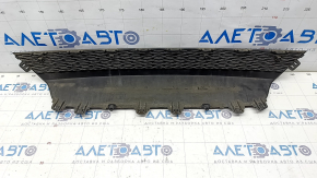 Rear bumper molding with central grille for the Infiniti QX30 17-19 S