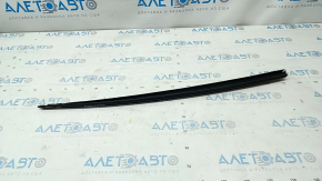 Right windshield molding Audi A6 C7 12-18 dried out seal, fracture