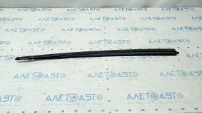 Right windshield molding Audi A6 C7 12-18 dried out seal, fracture