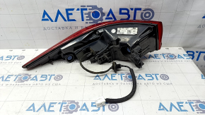 Light outer wing right Infiniti QX30 17- scratches