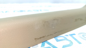 Door sill trim, front left, Toyota Highlander 08-13, beige, broken fastening, worn