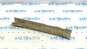 Door sill trim, front right, Toyota Highlander 08-13, beige, broken fastening, worn