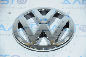 VW Tiguan 12-17 radiator grille emblem