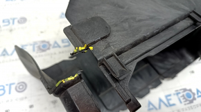 Battery housing Infiniti QX30 17- plastic, broken mount