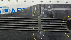 Front right underbody protection Mercedes W167 GLE 350 450 20-23 cracks, breaks