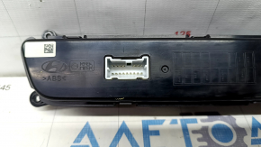 Clock panel Hyundai Sonata 15-17 without radio control, chip, scratches