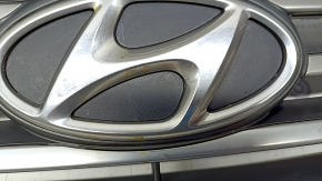 Radiator grill grill Hyundai Sonata 15-17 usa SE scratches, sand