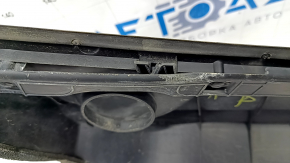 Windscreen wiper grille plastic Hyundai Sonata 15-19 broken mount, no seal fragments