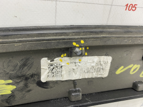 Chevrolet Volt 11-15 hood molding is worn, the mount is broken