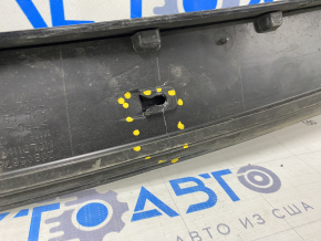 Chevrolet Volt 11-15 hood molding scratches, broken mount, crack