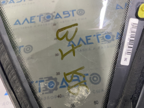 Window blind glass rear right VW Passat b7 12-15 USA matte, molding peeling off, scratch on glass