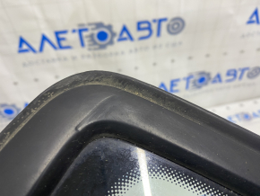 Window blind glass rear right VW Passat b7 12-15 USA mat peeling off molding, dents on molding
