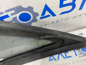 Window blind glass rear left VW Passat b7 12-15 USA mat peeling off molding, tear of seal