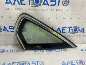 Window blind glass rear right VW Passat b8 16-19 USA chrome, scratches on chrome