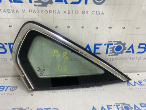 Window blind glass rear right VW Passat b8 16-19 USA chrome, scratches on chrome