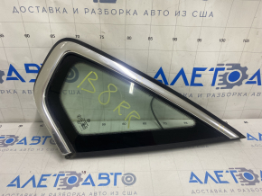 Window blind glass rear right VW Passat b8 16-19 USA chrome, scratches on chrome, tear of seal