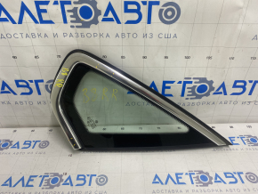 Window blind glass rear right VW Passat b8 16-19 USA chrome, scratches on chrome