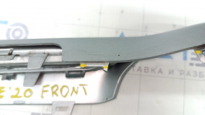 Lower grille cover for Mercedes W167 GLE 350 450 20-23 under the camera, scratches, broken fasteners