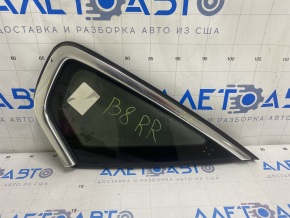 Window blind glass rear right VW Passat b8 16-19 USA chrome, scratches on chrome, tear of seal, scratch on glass