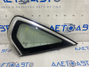 Window blind glass rear right VW Passat b8 16-19 USA chrome, scratches on chrome, tear of seal
