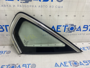 Window blind glass rear right VW Passat b8 16-19 USA chrome, scratches on chrome