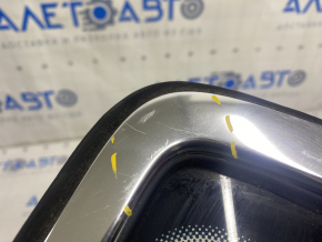 Window blind glass rear left VW Passat b8 16-19 USA chrome, scratches on chrome, scratch on glass