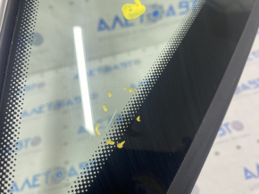 Window blind glass rear left VW Passat b8 16-19 USA chrome, scratches on chrome, scratch on glass