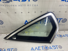 Window blind glass rear left VW Passat b8 16-19 USA chrome, scratches on chrome, scratch on glass