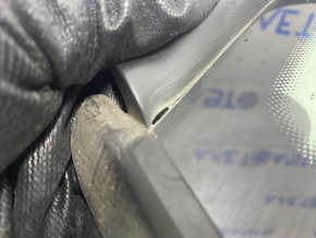 Window blind glass rear right VW Passat b7 12-15 USA mat peeling off molding, dents on molding, scratch on glass