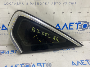 Window blind glass rear right VW Passat b7 12-15 USA chrome, scratches on chrome, scratches on glass