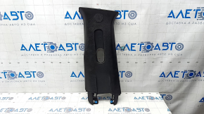 Center pillar trim upper belt left Jeep Renegade 15- black, scratches, missing fastening fragment