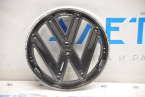 VW Jetta 11-14 USA radiator grille emblem broken fasteners, sand