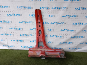 The central left body pillar of Hyundai Tucson 16-21 is sawn off