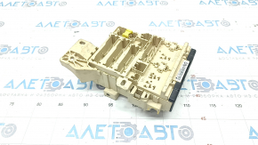 Fuse box under the dashboard Toyota Camry v40 fractures, broken mount