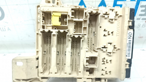 Fuse box under the dashboard Toyota Camry v40 fractures, broken mount